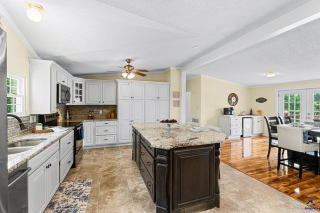792 Ellis Road, Elko, GA 31025