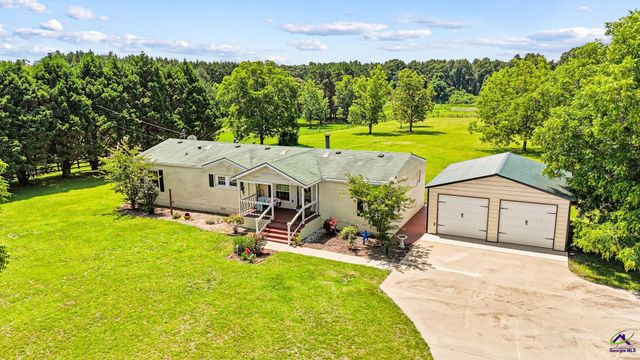 792 Ellis Road, Elko, GA 31025
