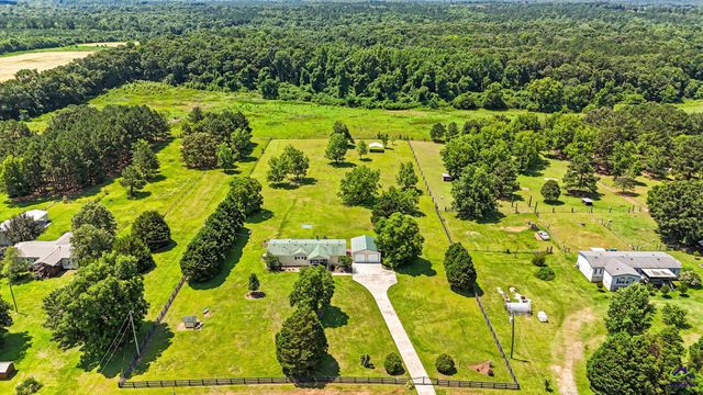 792 Ellis Road, Elko, GA 31025