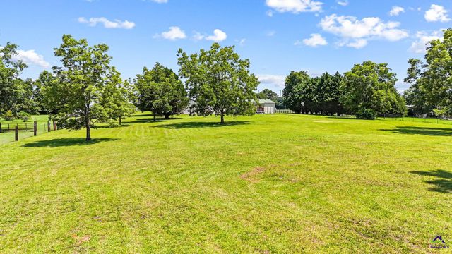 792 Ellis Road, Elko, GA 31025