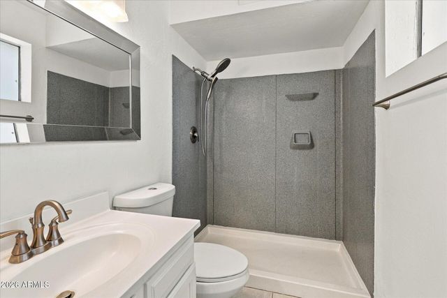 2015 W SILVERGATE Drive, Chandler, AZ 85224