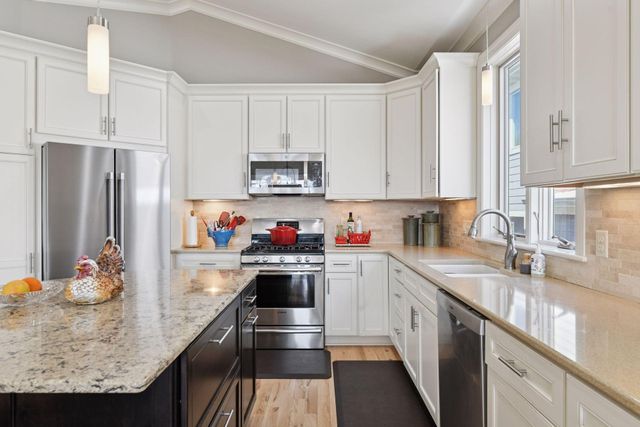 17435 Sanctuary Drive, Minnetonka, MN 55391