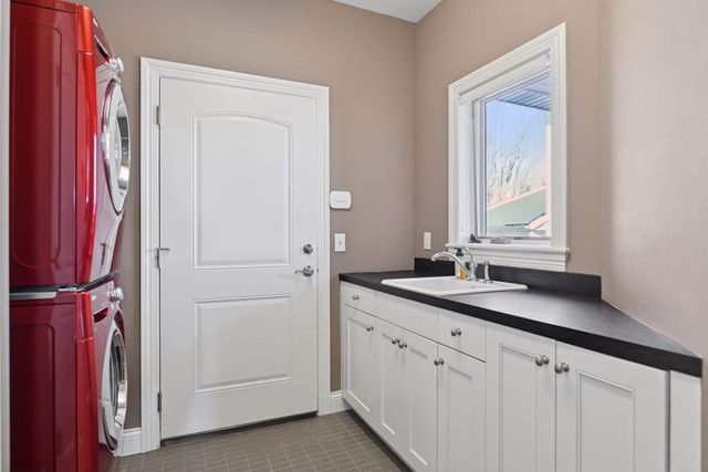 17435 Sanctuary Drive, Minnetonka, MN 55391