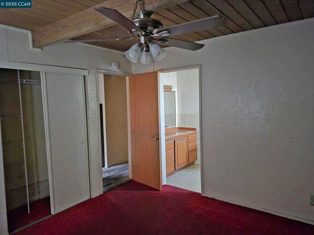 3135 Alta Mira Dr, Richmond, CA 94806