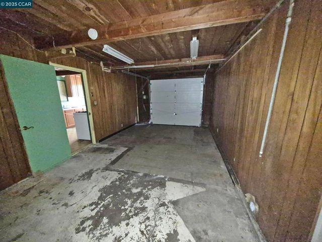 3135 Alta Mira Dr, Richmond, CA 94806