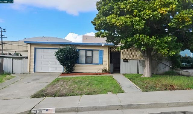 3135 Alta Mira Dr, Richmond, CA 94806