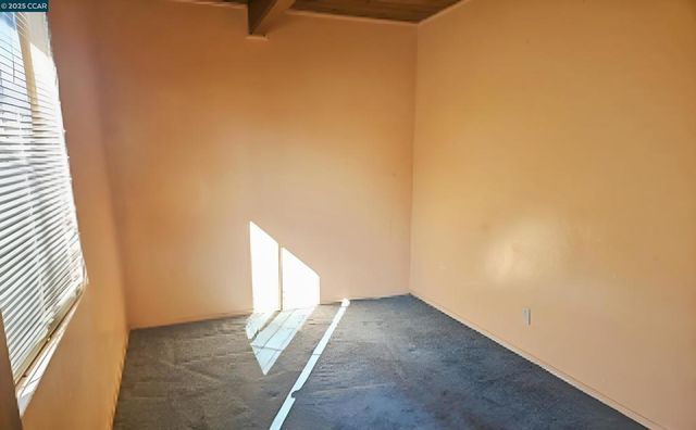 3135 Alta Mira Dr, Richmond, CA 94806