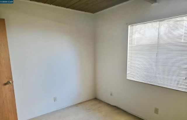 3135 Alta Mira Dr, Richmond, CA 94806