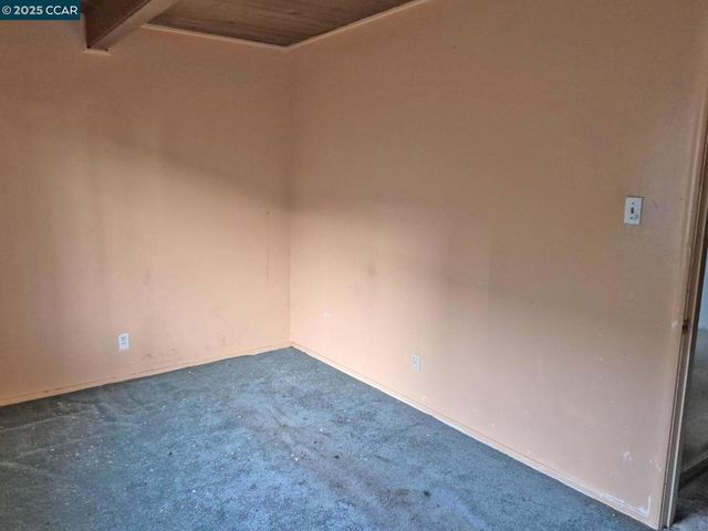 3135 Alta Mira Dr, Richmond, CA 94806