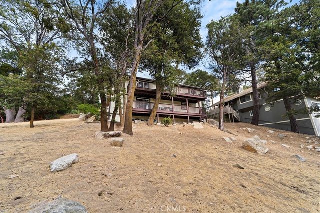 1541 Krause Lane, Lake Arrowhead, CA 92352