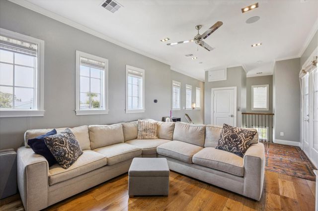 6331 Durford Street, Houston, TX 77007