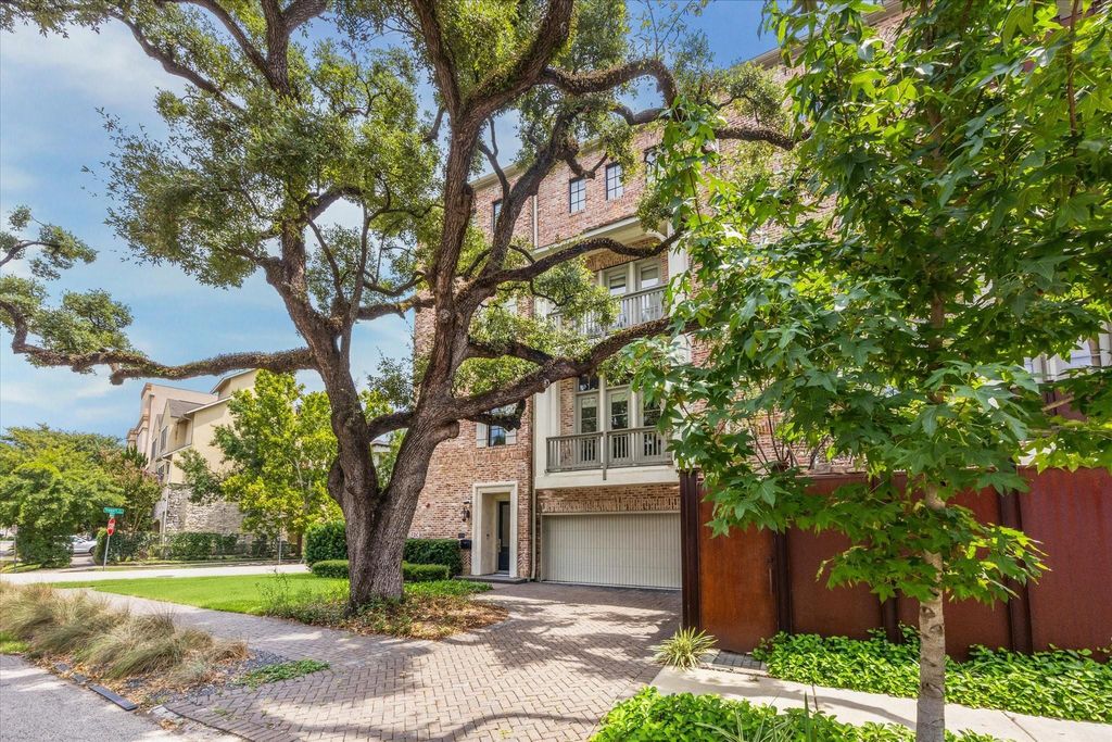 6331 Durford Street, Houston, TX 77007