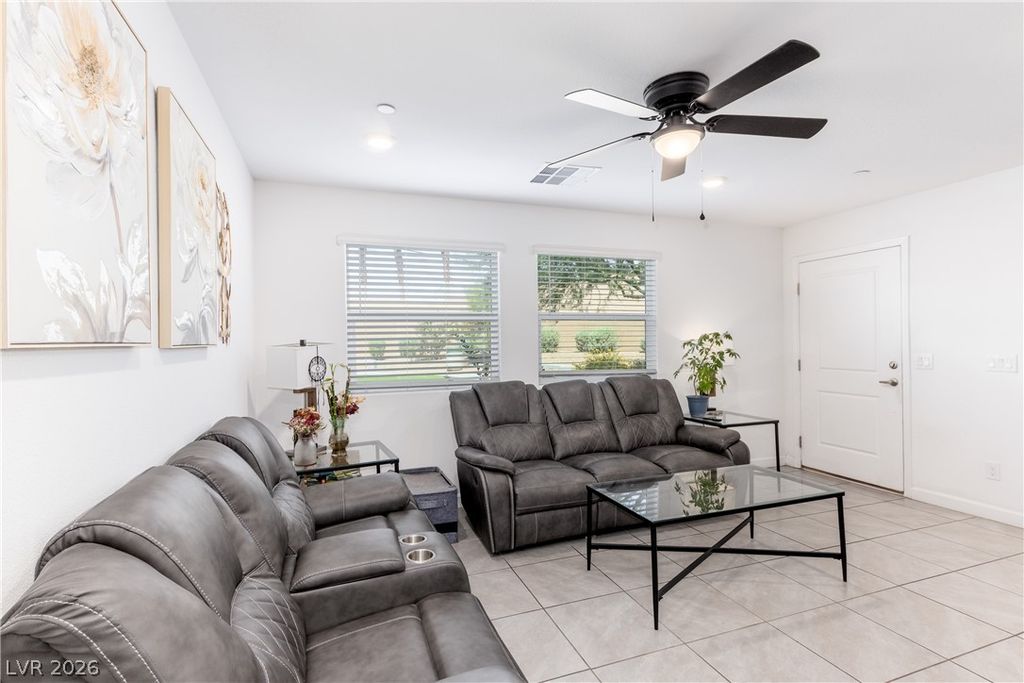 3634 Alpheus River Avenue, Las Vegas, NV 89106 — photo 4
