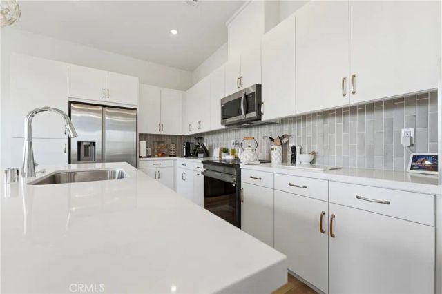 3247 E. Moonstone Drive, Ontario, CA 91761
