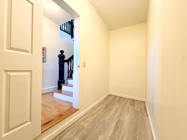 604 Westford St 2, Lowell, MA 01851