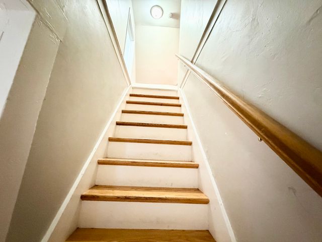604 Westford St 2, Lowell, MA 01851