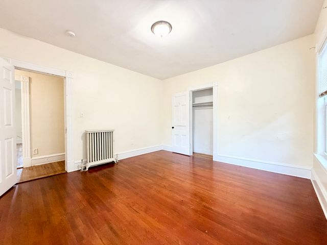 604 Westford St 2, Lowell, MA 01851