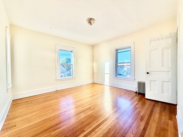 604 Westford St 2, Lowell, MA 01851