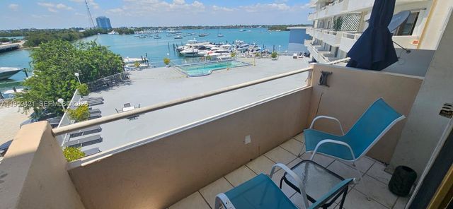 7904 West Dr 306, North Bay Village, FL 33141