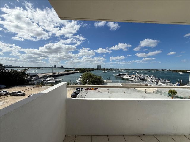 7904 West Dr 306, North Bay Village, FL 33141