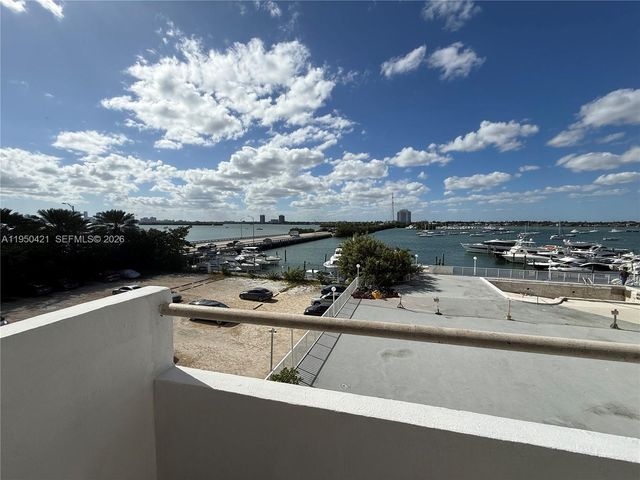 7904 West Dr 306, North Bay Village, FL 33141