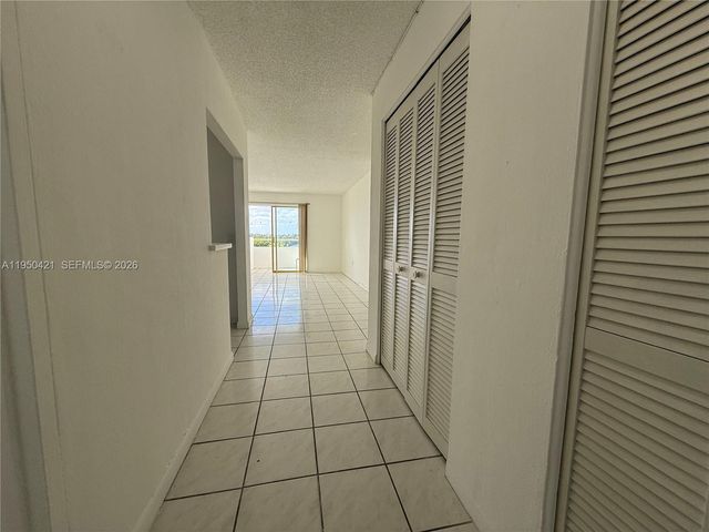 7904 West Dr 306, North Bay Village, FL 33141