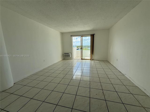 7904 West Dr 306, North Bay Village, FL 33141