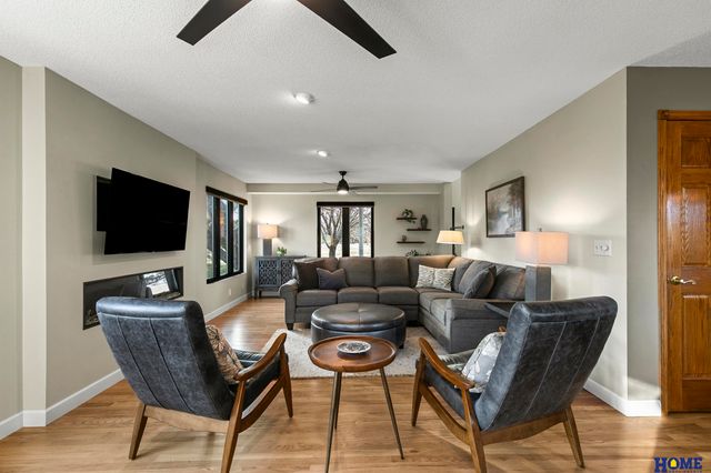 2212 S 96th Road, Firth, NE 68358