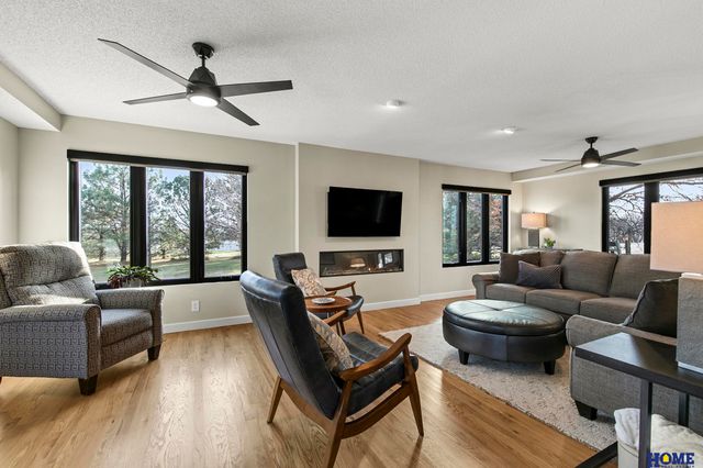 2212 S 96th Road, Firth, NE 68358