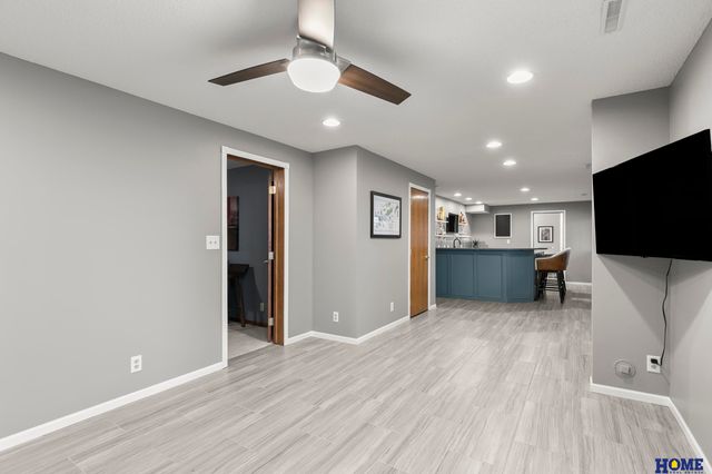 2212 S 96th Road, Firth, NE 68358