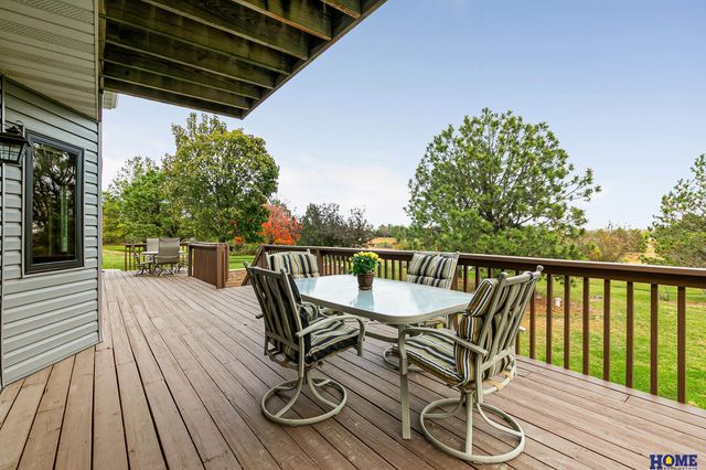 2212 S 96th Road, Firth, NE 68358