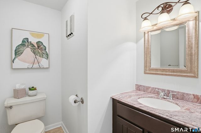 40 Cornerstone Court APT 23, Southington, CT 06479