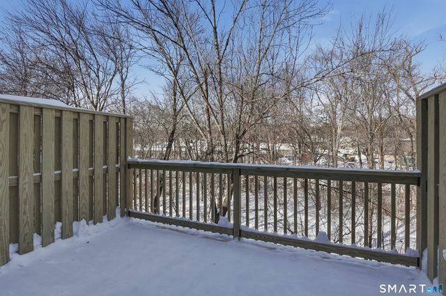 40 Cornerstone Court APT 23, Southington, CT 06479