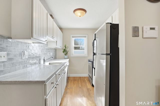 40 Cornerstone Court APT 23, Southington, CT 06479