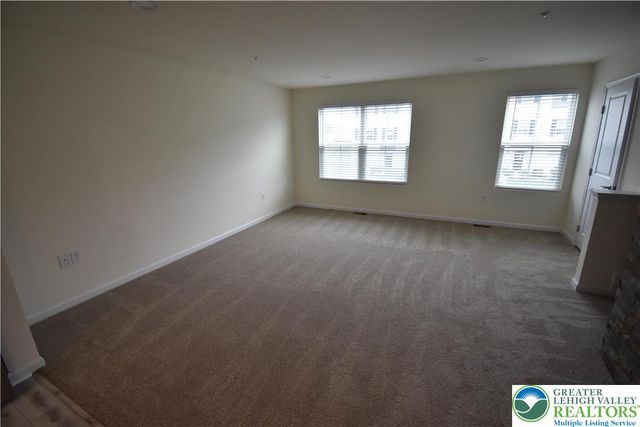 1924 Alex Road, Forks Twp, PA 18040