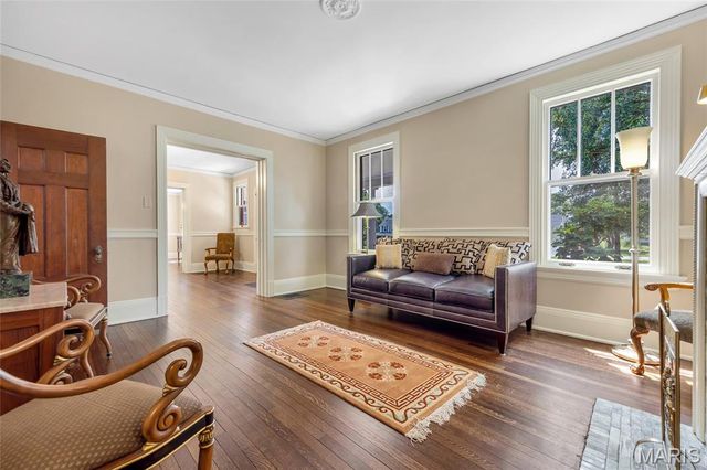 231 E Argonne Drive, Kirkwood, MO 63122