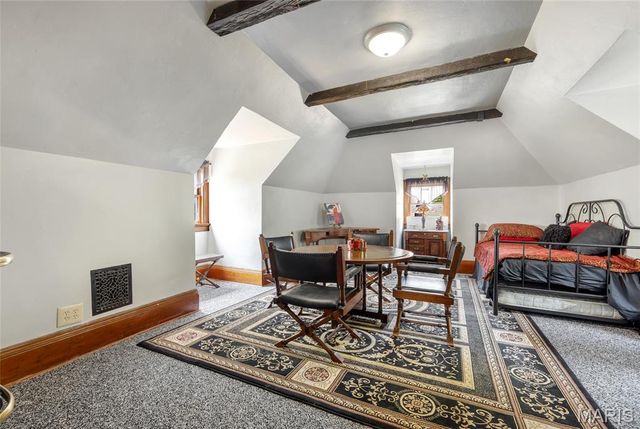 231 E Argonne Drive, Kirkwood, MO 63122