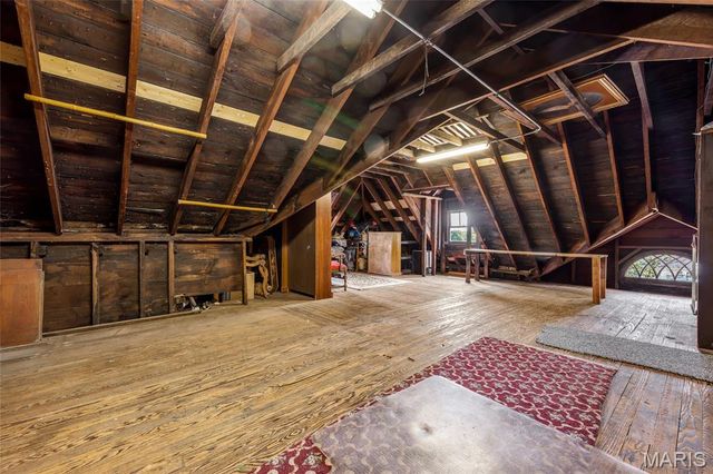 231 E Argonne Drive, Kirkwood, MO 63122