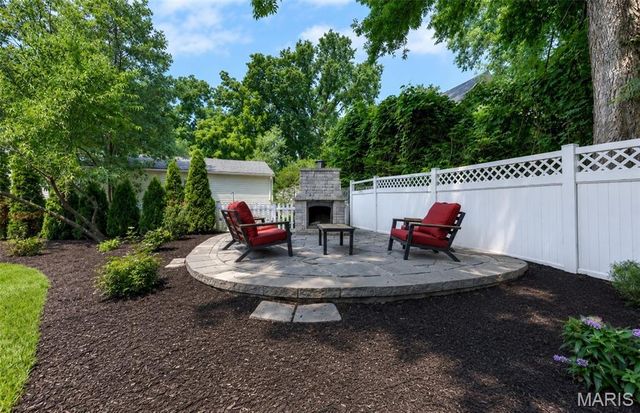 231 E Argonne Drive, Kirkwood, MO 63122