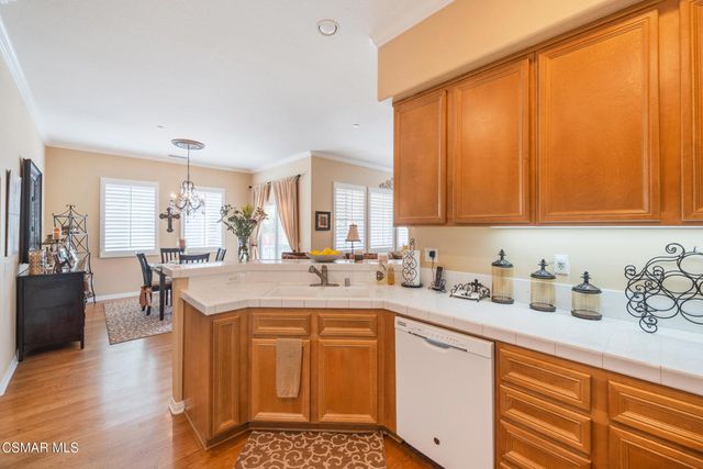 2919 Estilita Way D, Simi Valley, CA 93063