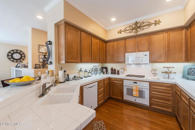 2919 Estilita Way D, Simi Valley, CA 93063
