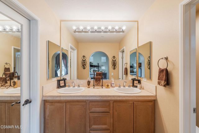 2919 Estilita Way D, Simi Valley, CA 93063