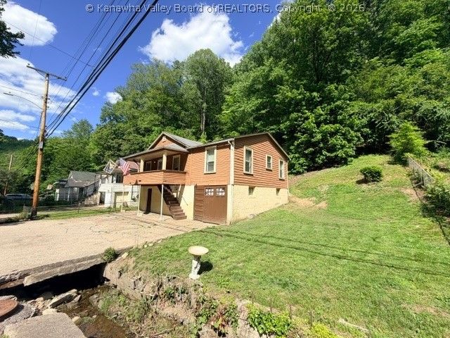 836 S Park Road, Charleston, WV 25304