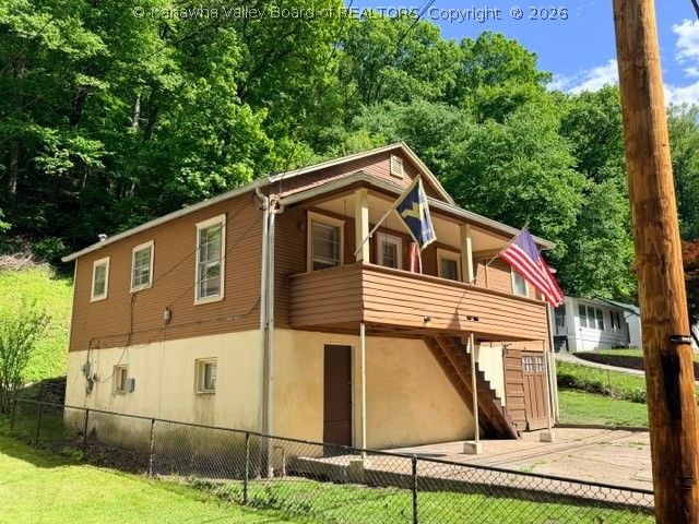 836 S Park Road, Charleston, WV 25304
