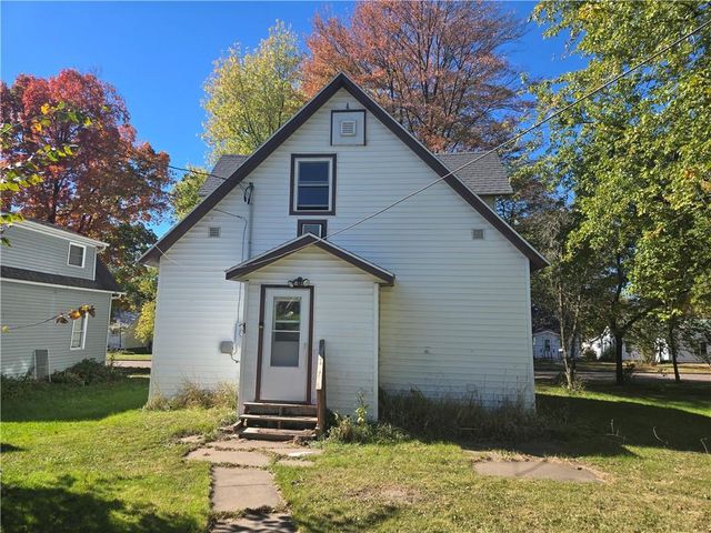 213 2nd Street, Cornell, WI 54732