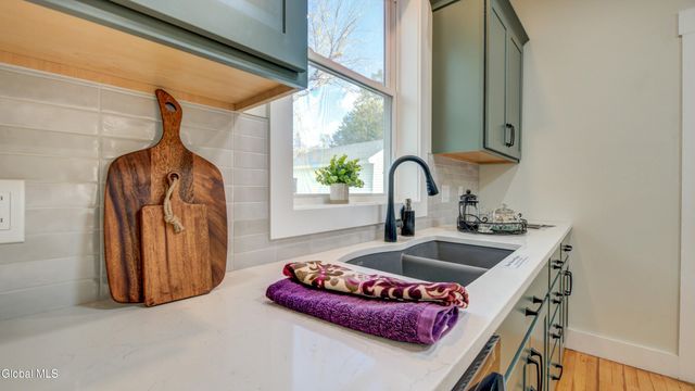 354 Mohawk Avenue, Scotia, NY 12302