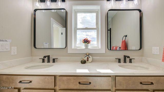 354 Mohawk Avenue, Scotia, NY 12302