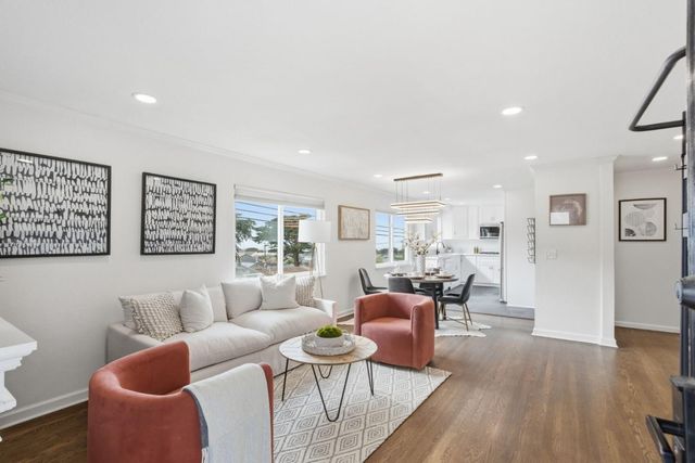 383 Monterey Road, Pacifica, CA 94044