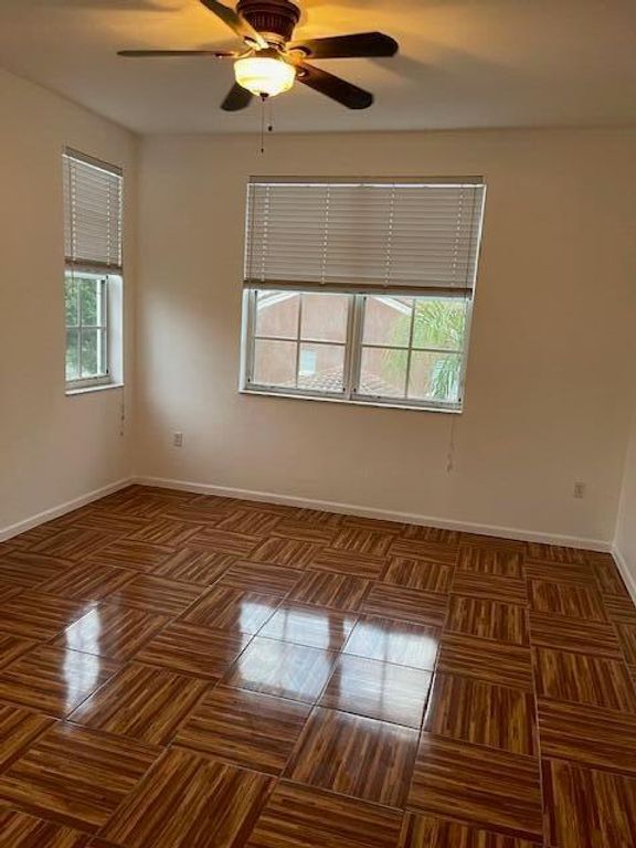 Image 10 of property listing at 11730 Saint Andrews Place 306, Wellington, FL 33414