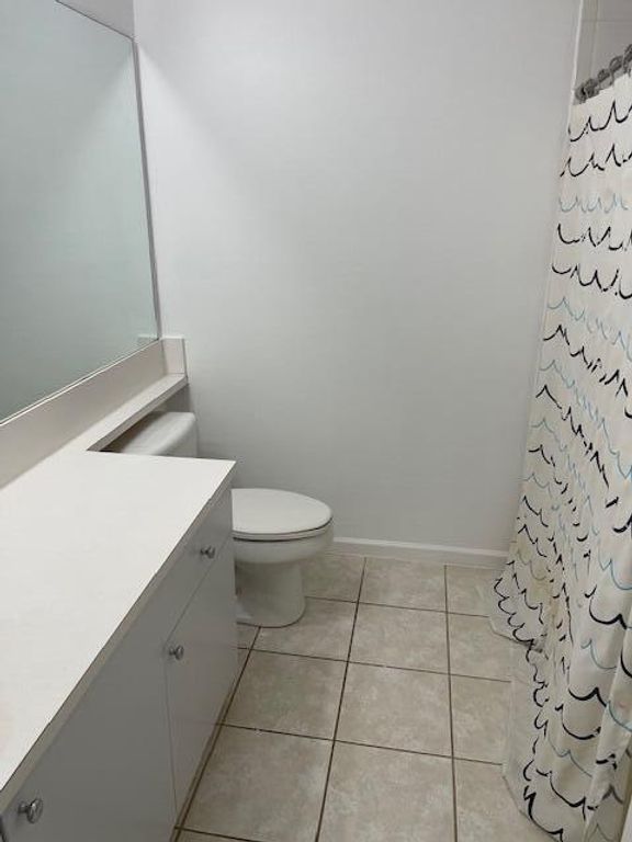 Image 15 of property listing at 11730 Saint Andrews Place 306, Wellington, FL 33414